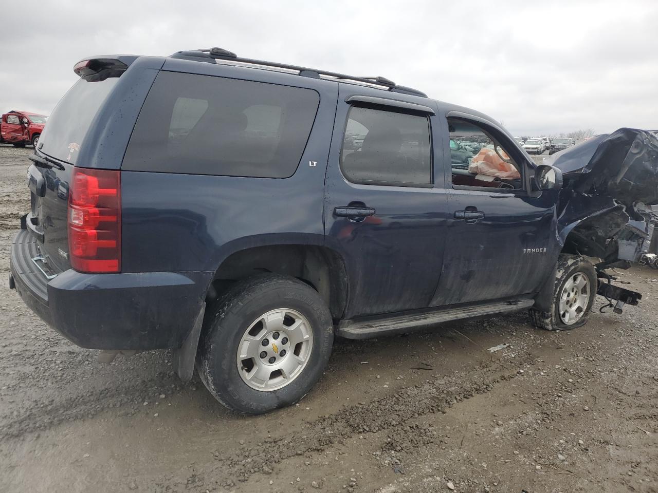 2009 Chevrolet Tahoe VIN 1GNFK23039R200897 Copart auction photo, all over / front end damage thumbnail 3