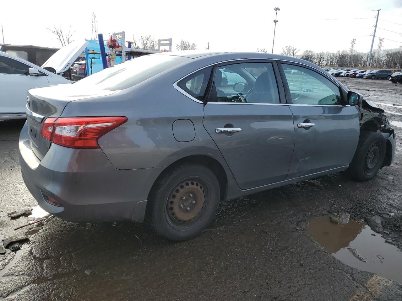 2017 Nissan Sentra VIN 3N1AB7AP6HY325887 Copart auction photo, front end damage thumbnail 3