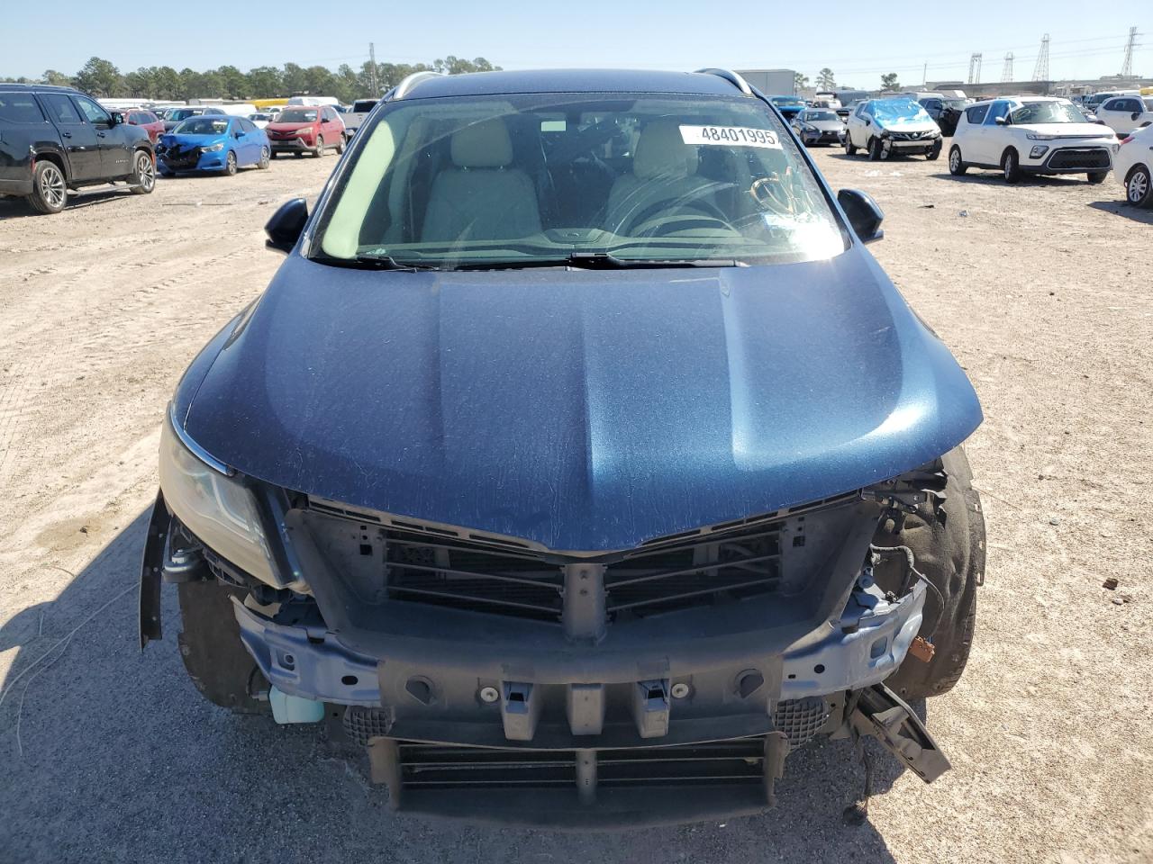 2015 Lincoln MKZ VIN 5LMCJ1A93FUJ37005 Copart auction photo, front end / rear end damage thumbnail 5