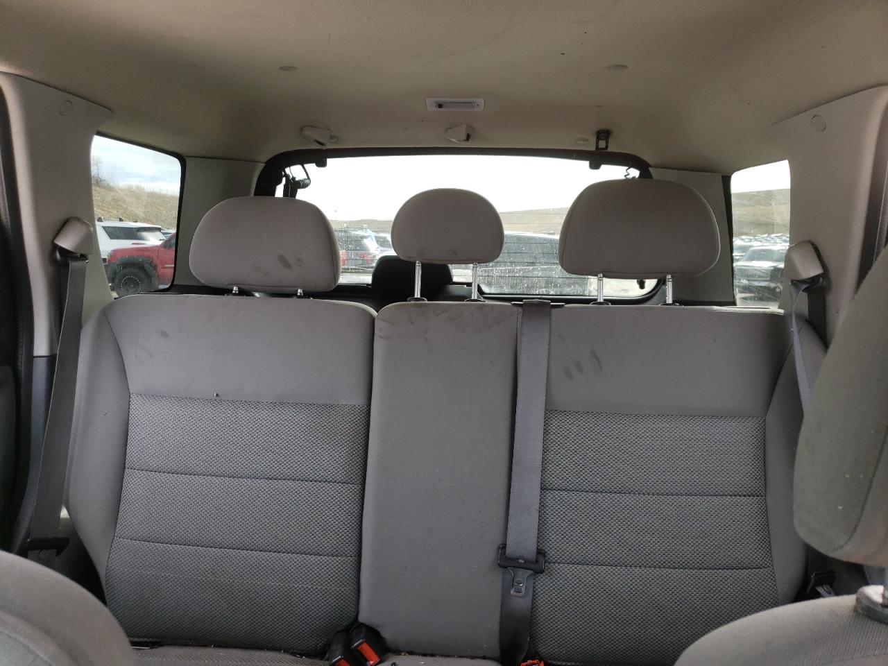 2005 Ford Escape VIN 1FMYU93155KC50938 Copart auction photo, side / hail damage thumbnail 10