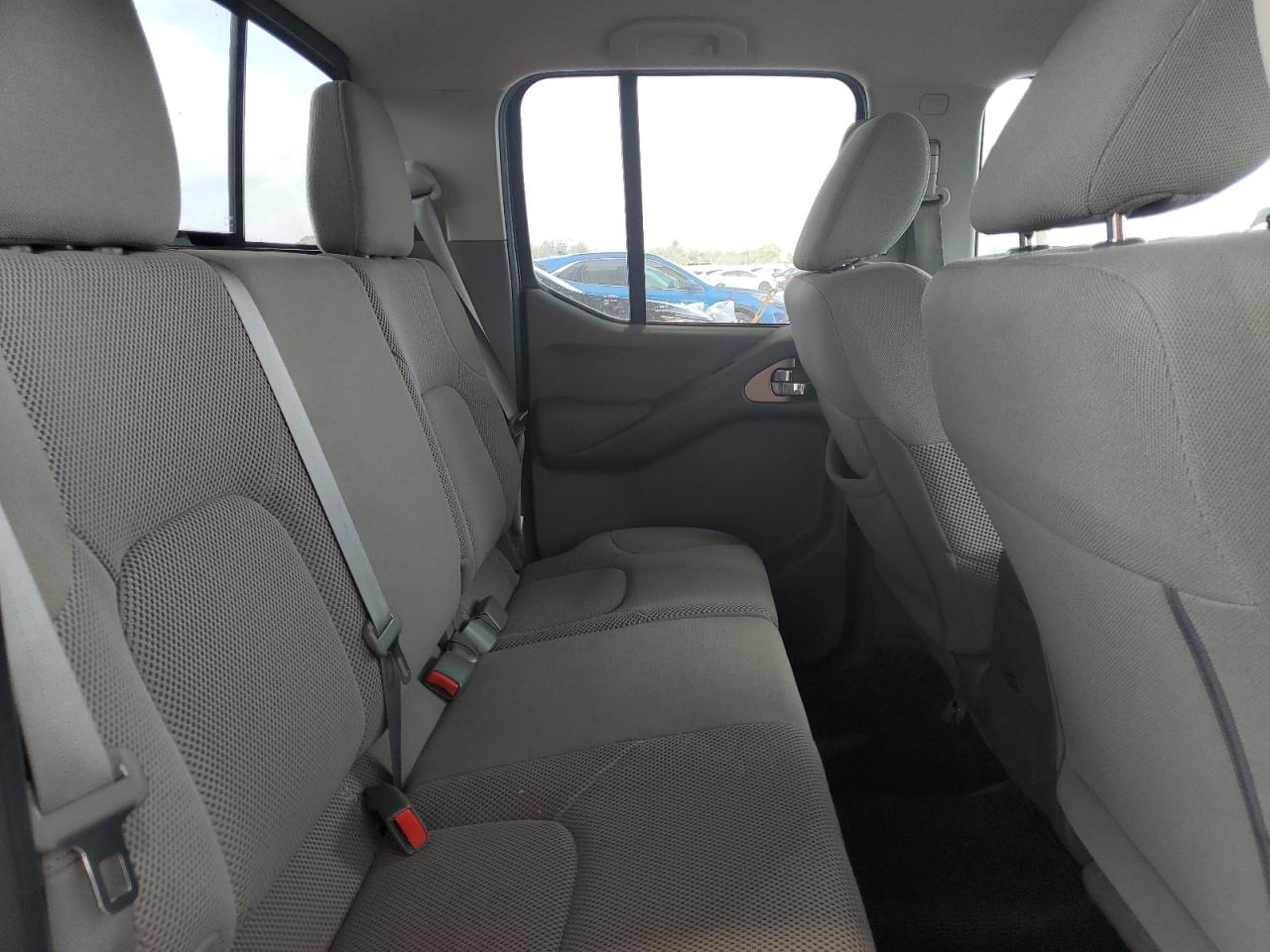 2019 Nissan Navara (Frontier) VIN 1N6AD0ER8KN706216 Copart auction photo, rear end / minor dent/scratches damage thumbnail 10