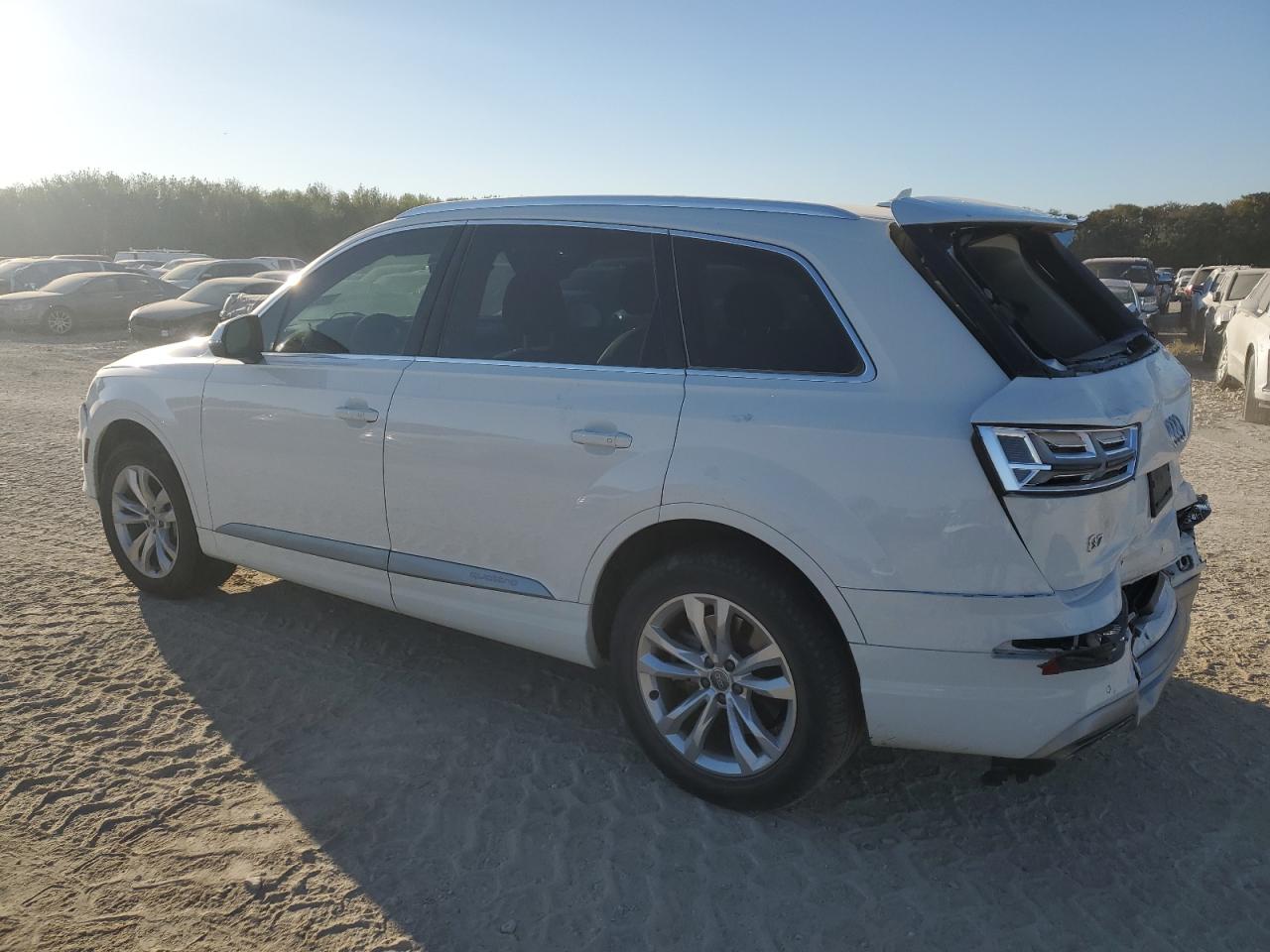 2019 Audi Q7 VIN WA1LHAF78KD036119 Copart auction photo, all over damage thumbnail 2