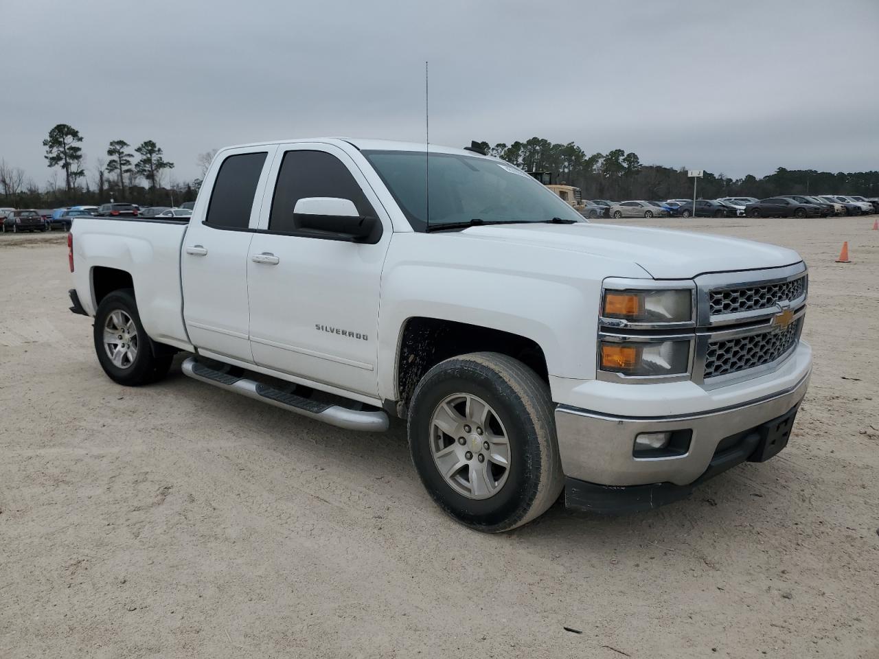 2015 Chevrolet Silverado VIN 1GCRCREH4FZ387609 Copart auction photo, side / undercarriage damage thumbnail 4