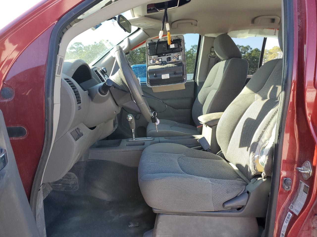 2019 Nissan Navara (Frontier) VIN 1N6DD0ER0KN709480 Copart auction photo, side / minor dent/scratches damage thumbnail 7