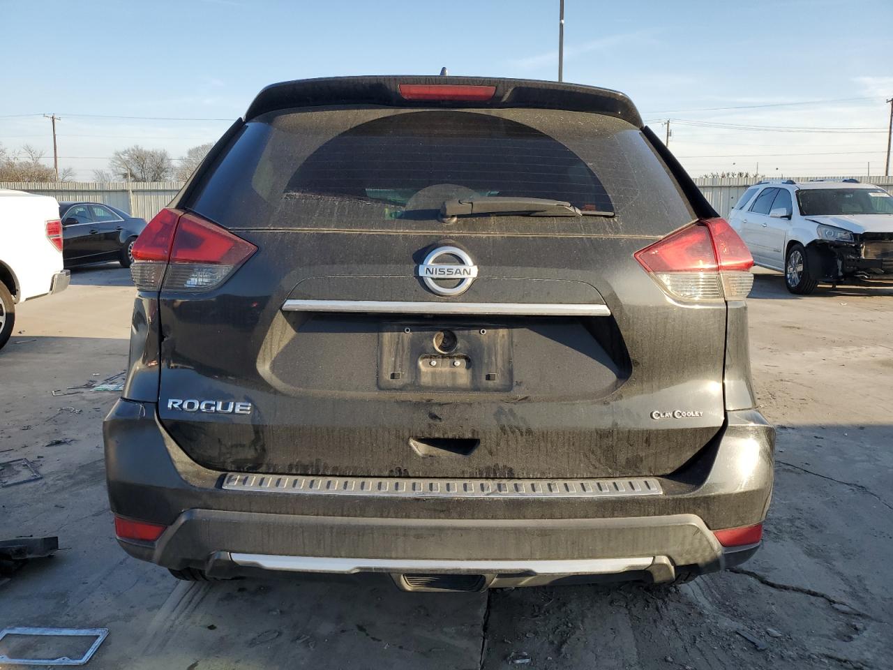 2018 Nissan Rogue VIN KNMAT2MT1JP574062 Copart auction photo, front end / hail damage thumbnail 6