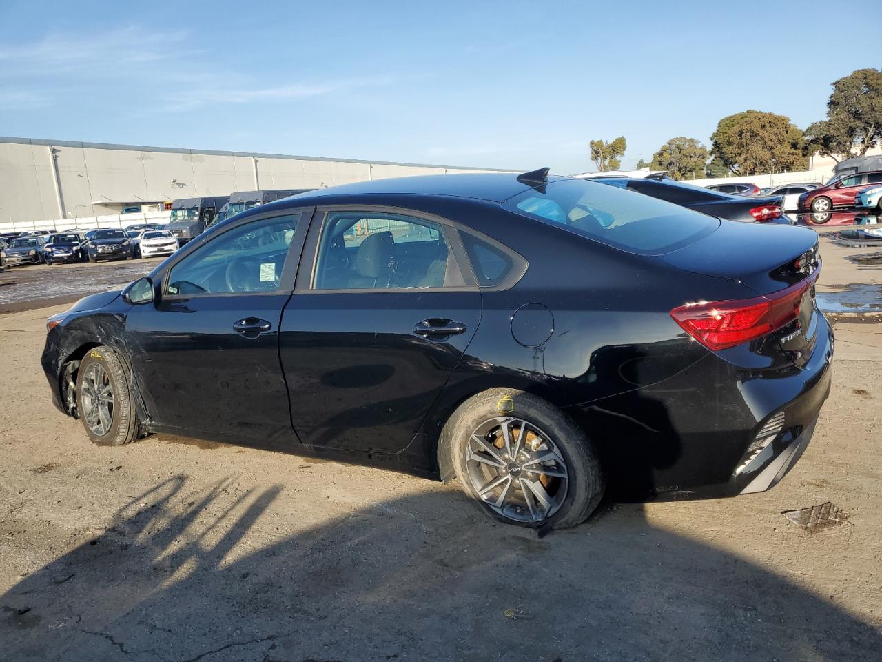 2024 KIA Forte VIN 3KPF24AD4RE764435 Copart auction photo, front end damage thumbnail 2