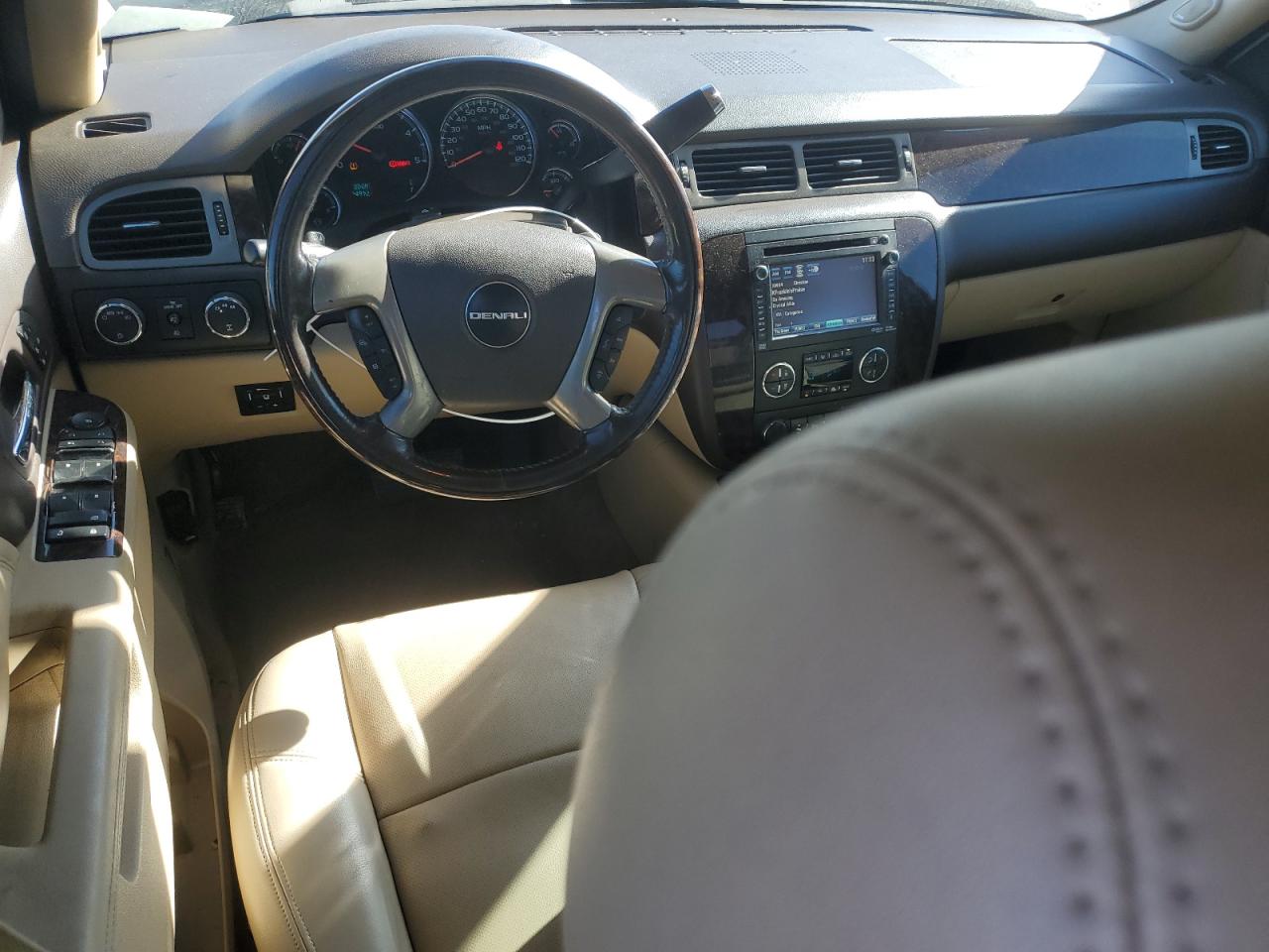 2014 GMC Sierra VIN 1GT125E82EF148598 Copart auction photo, front end damage thumbnail 8