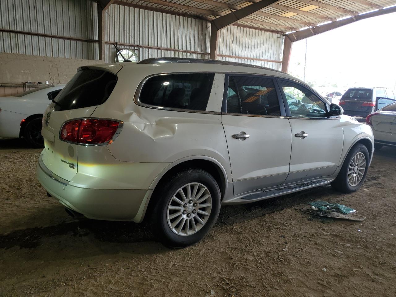 2011 Buick Enclave VIN 5GAKRBED5BJ134894 Copart auction photo, top/roof / front end damage thumbnail 3