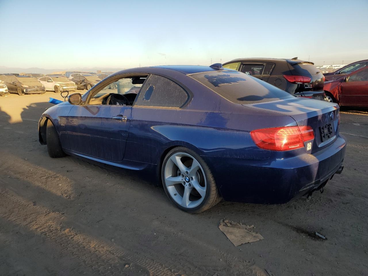 2013 BMW 3er VIN WBAKG7C5XDJ438106 Copart auction photo, all over damage thumbnail 2