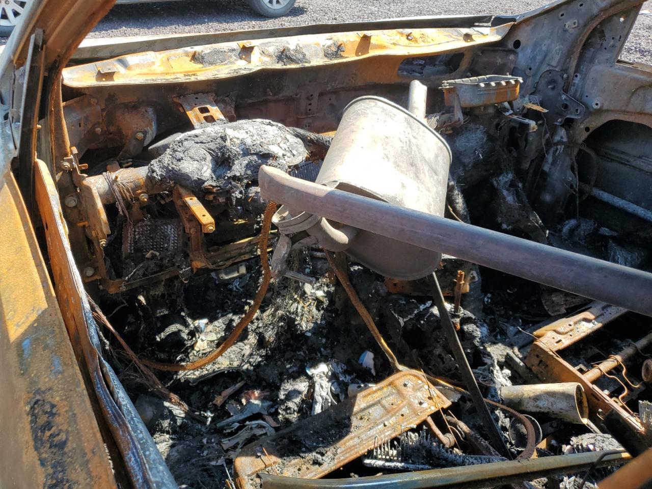 2015 Hyundai Santa Fe VIN 5XYZTDLB8FG295709 Copart auction photo, burn damage thumbnail 8