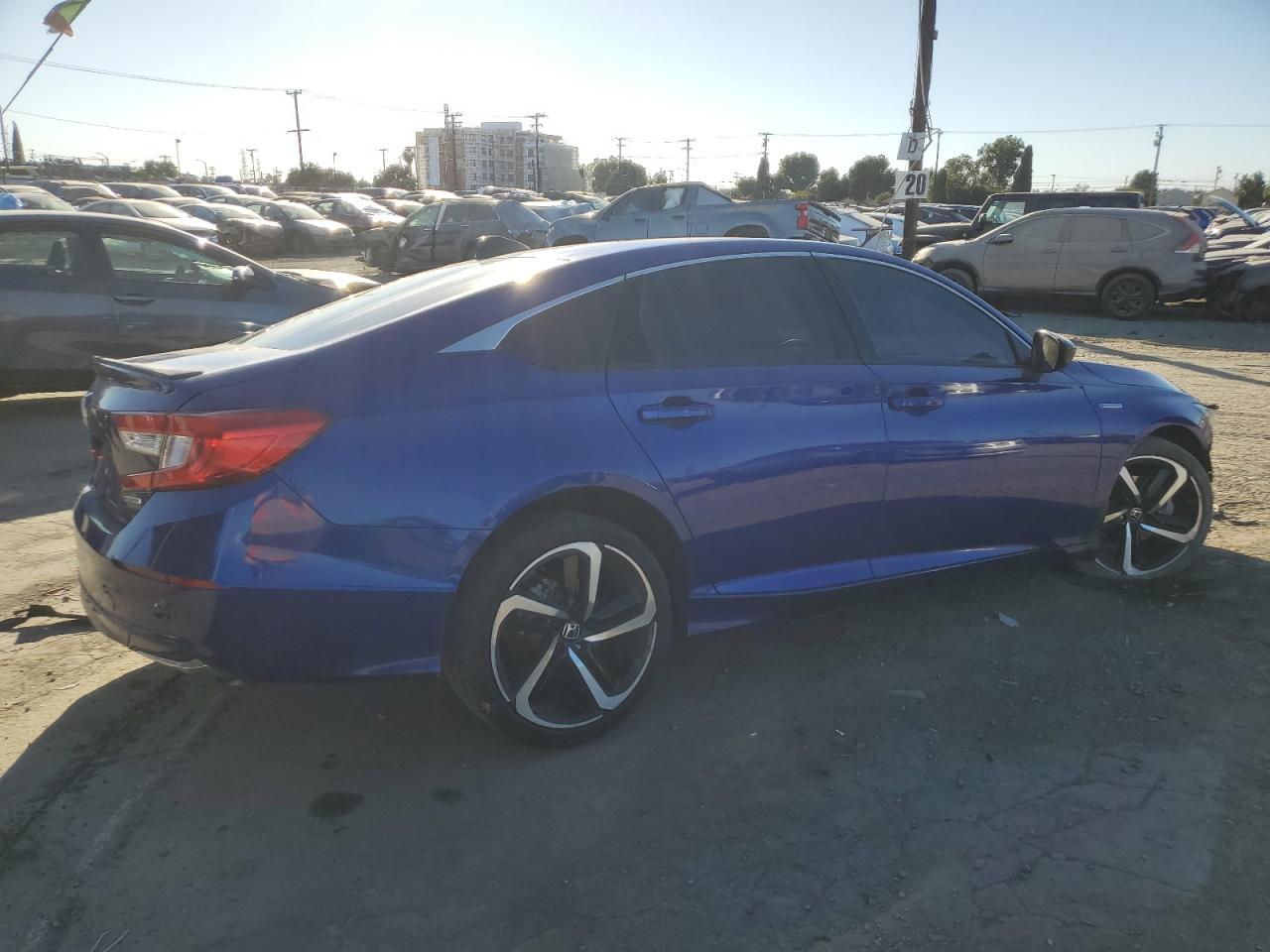 2022 Honda Accord VIN 1HGCV3F2XNA038492 Copart auction photo, front end / side damage thumbnail 3