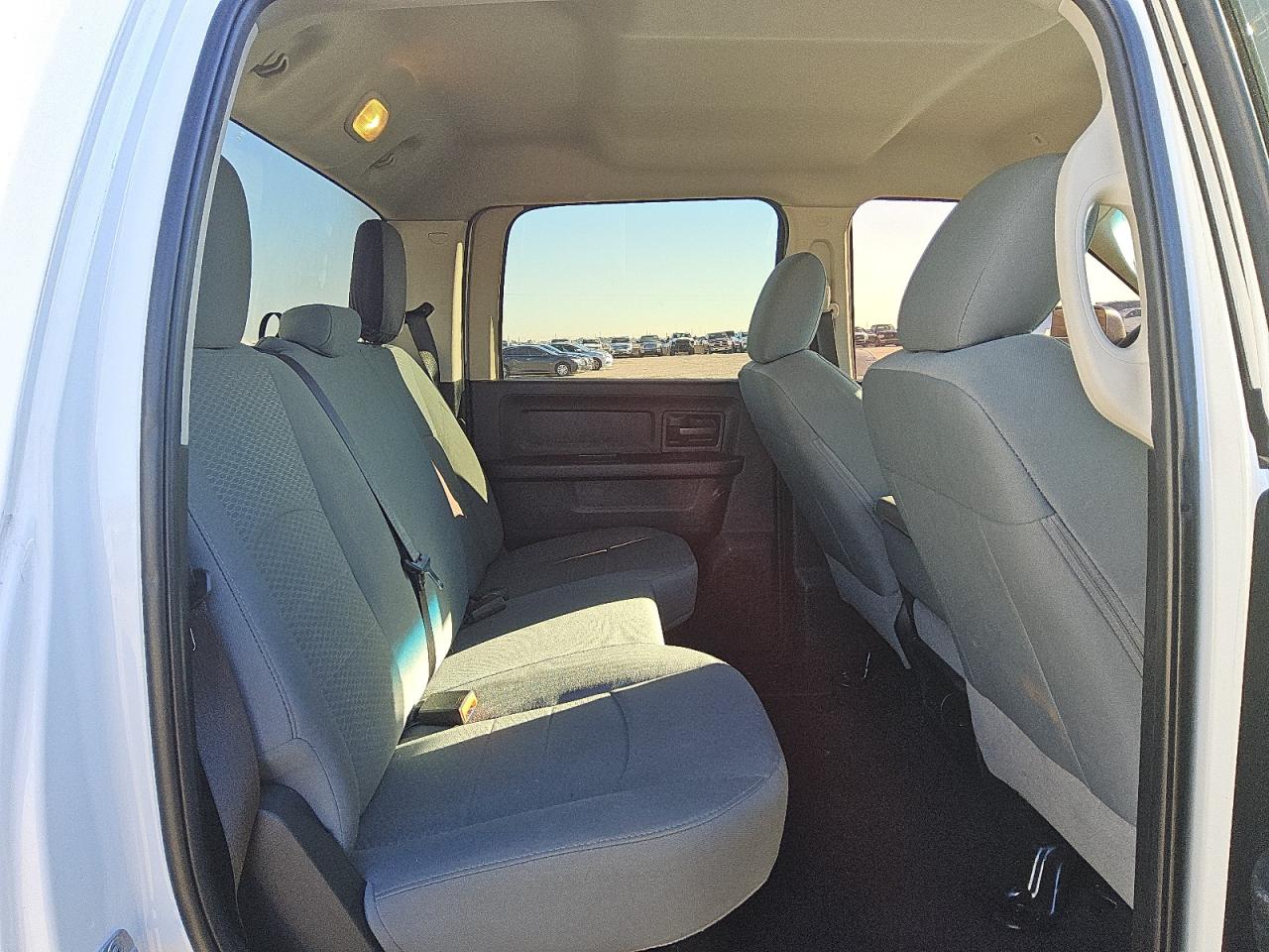 2018 RAM 2500 VIN 3C6UR5CJ8JG172757 Copart auction photo, normal wear damage thumbnail 10