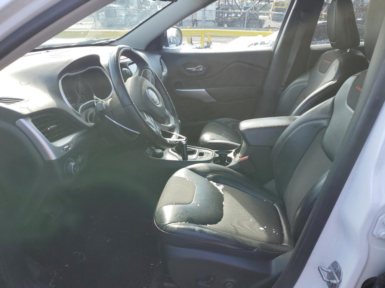 2018 Jeep Cherokee VIN 1C4PJMBB6JD545342 Copart auction photo, front end damage thumbnail 7