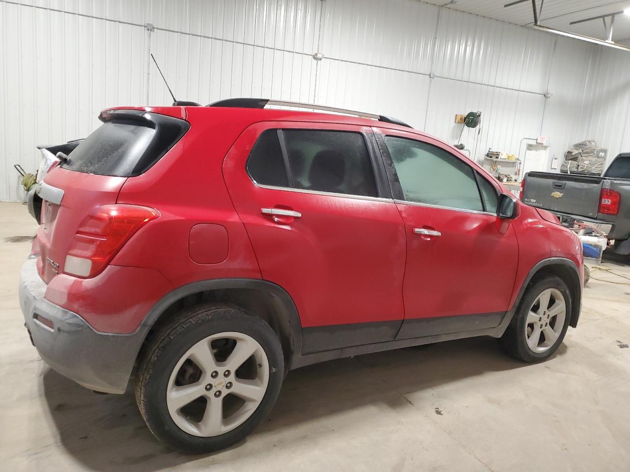 2015 Chevrolet Trax VIN KL7CJTSB2FB171837 Copart auction photo, front end / rear end damage thumbnail 3