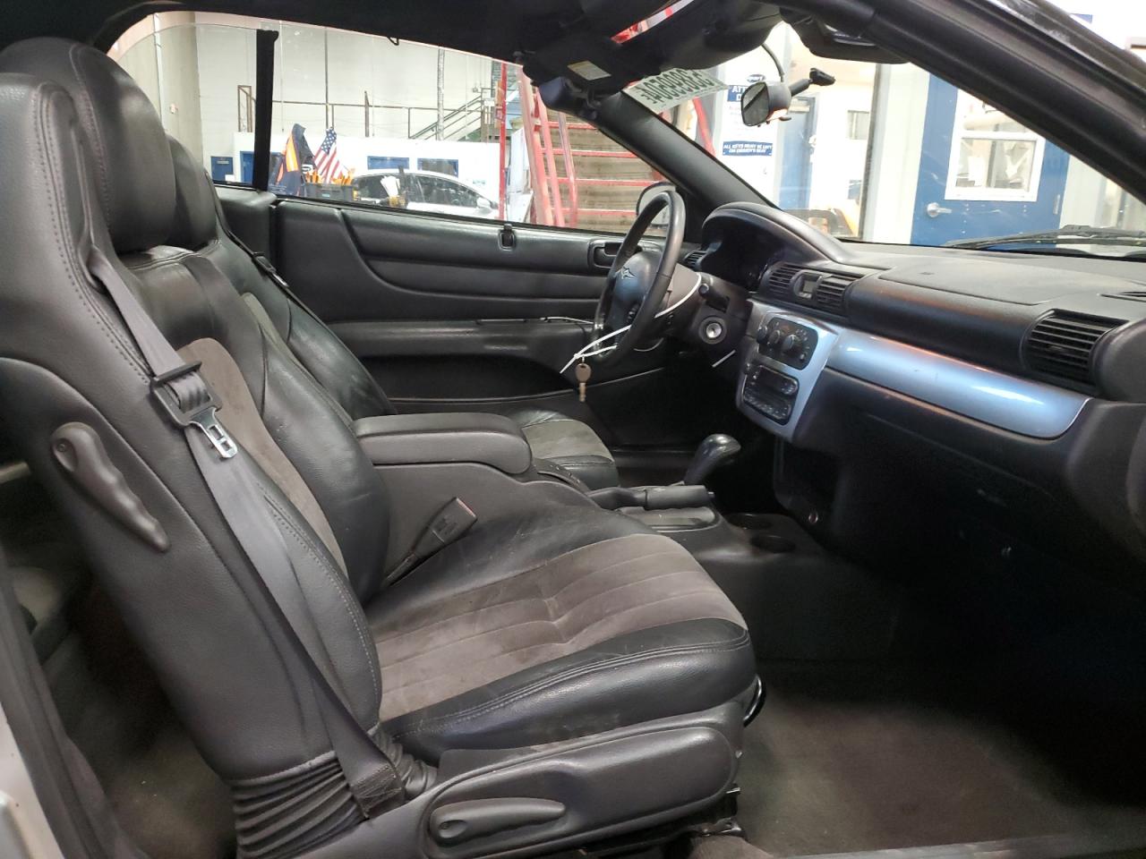 2005 Chrysler Sebring VIN 1C3EL55R05N593147 Copart auction photo, all over damage thumbnail 7