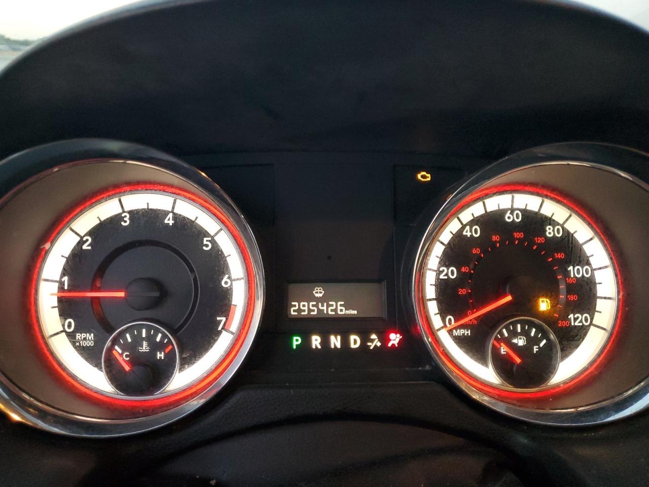 2017 Dodge Caravan VIN 2C4RDGBG2HR776551 Copart auction photo, normal wear damage thumbnail 9