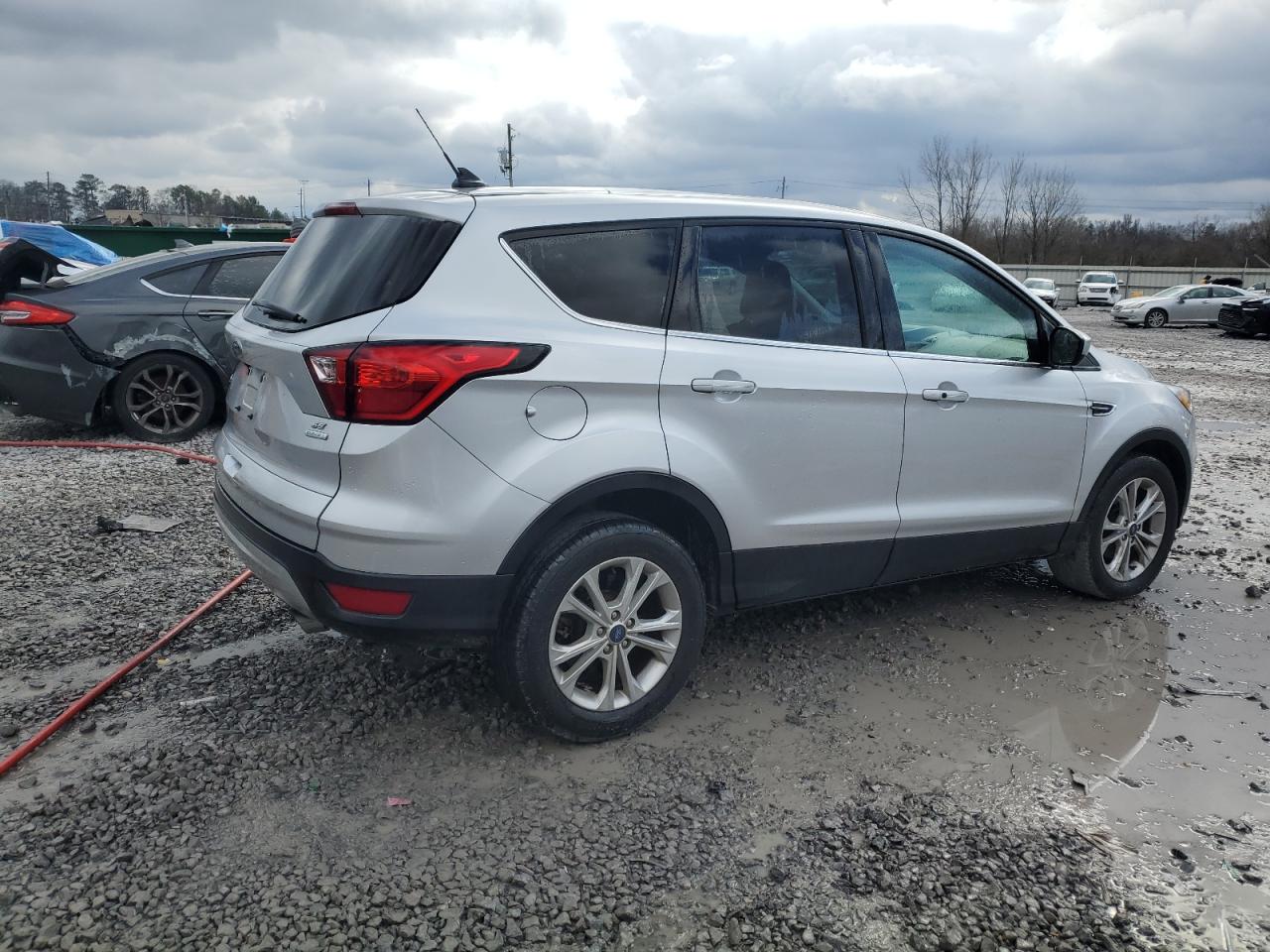 2019 Ford Escape VIN 1FMCU0GD7KUB19665 Copart auction photo, side / front end damage thumbnail 3