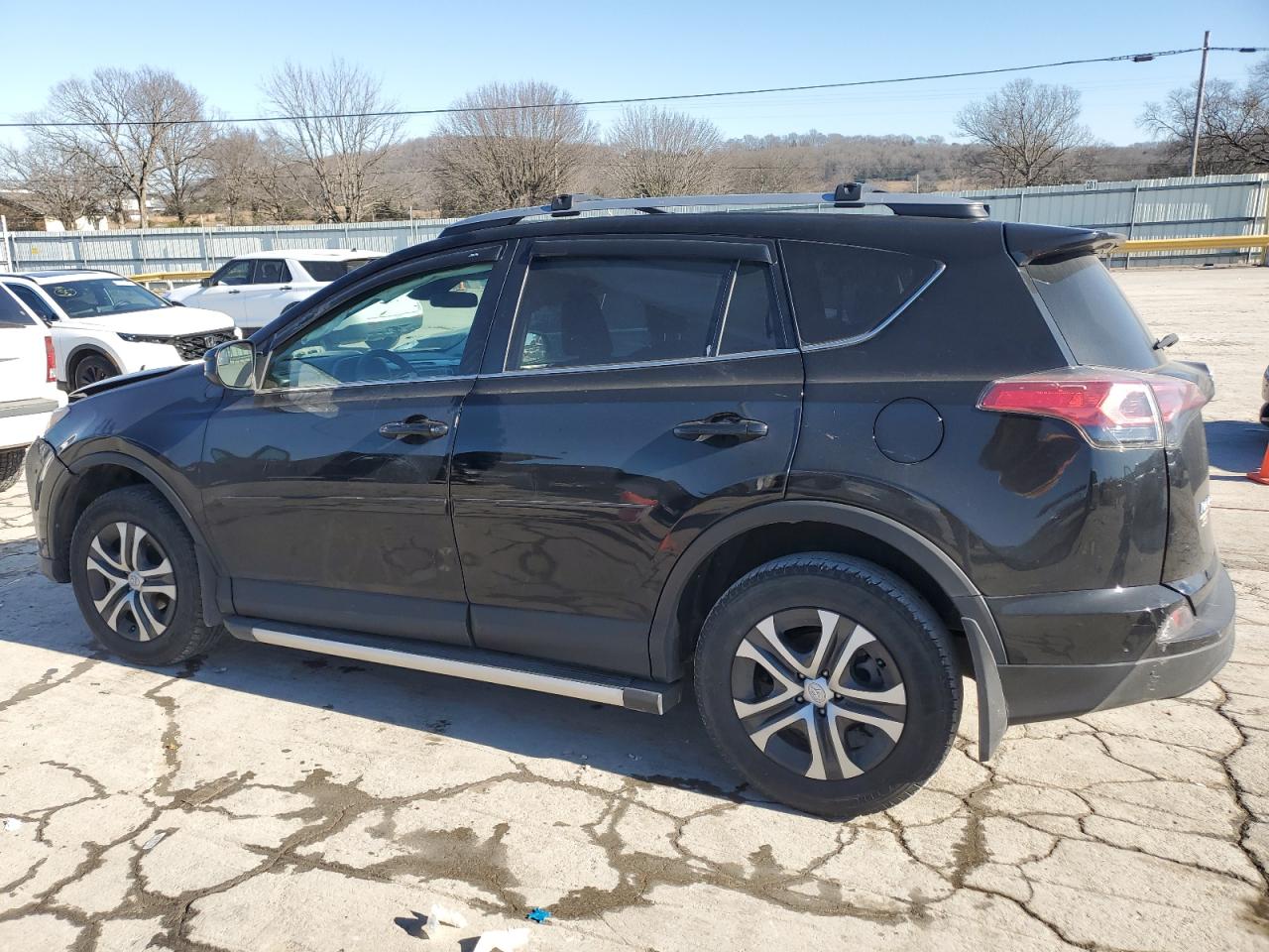 2018 Toyota RAV 4 VIN 2T3ZFREV9JW496752 Copart auction photo, front end damage thumbnail 2