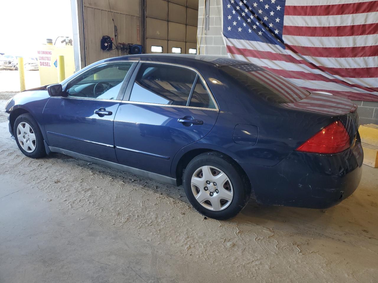 2007 Honda Accord VIN 1HGCM56427A192522 Copart auction photo, front end / rear end damage thumbnail 2