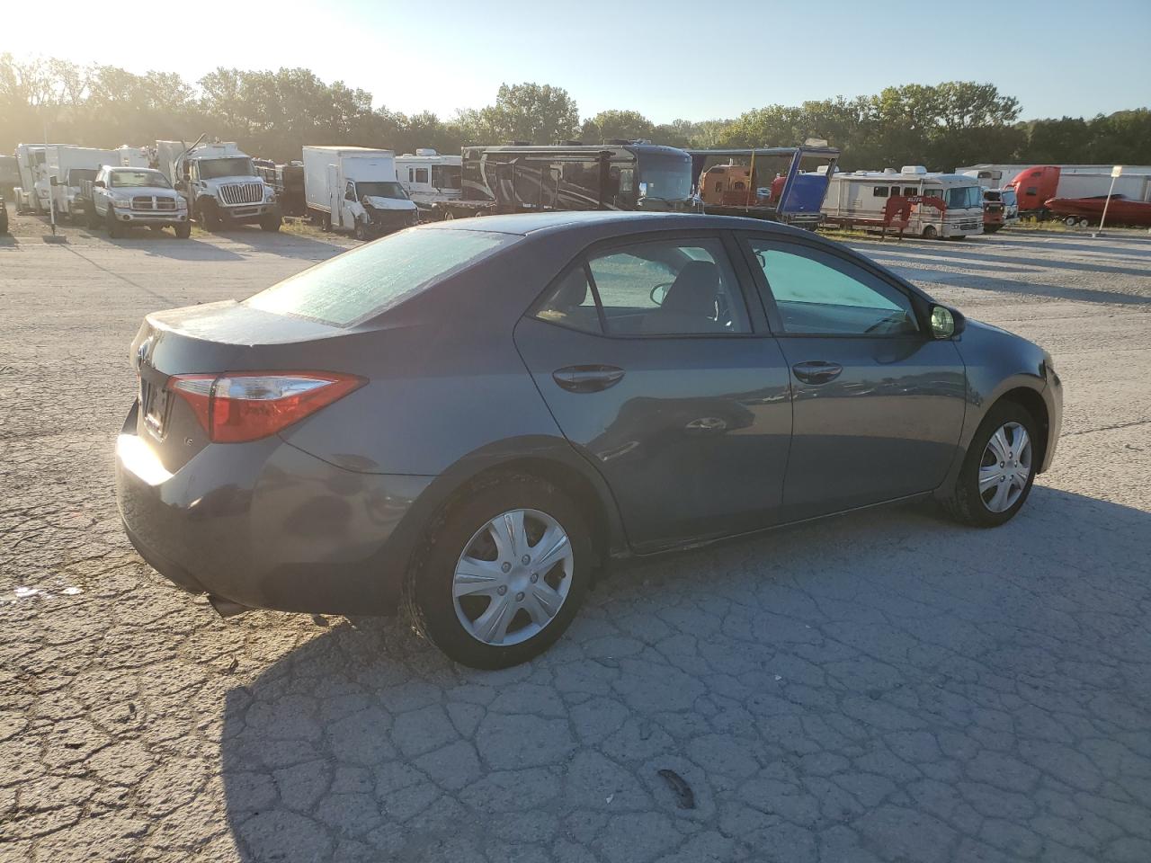 2015 Toyota Corolla VIN 2T1BURHE9FC414006 Copart auction photo, all over / undercarriage damage thumbnail 3