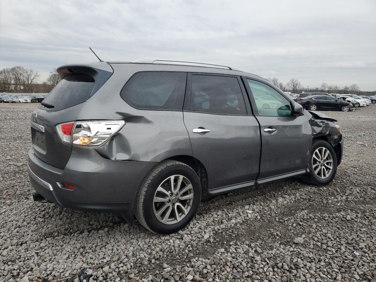 2016 Nissan Pathfinder VIN 5N1AR2MN0GC632917 Copart auction photo, front end / rear end damage thumbnail 3