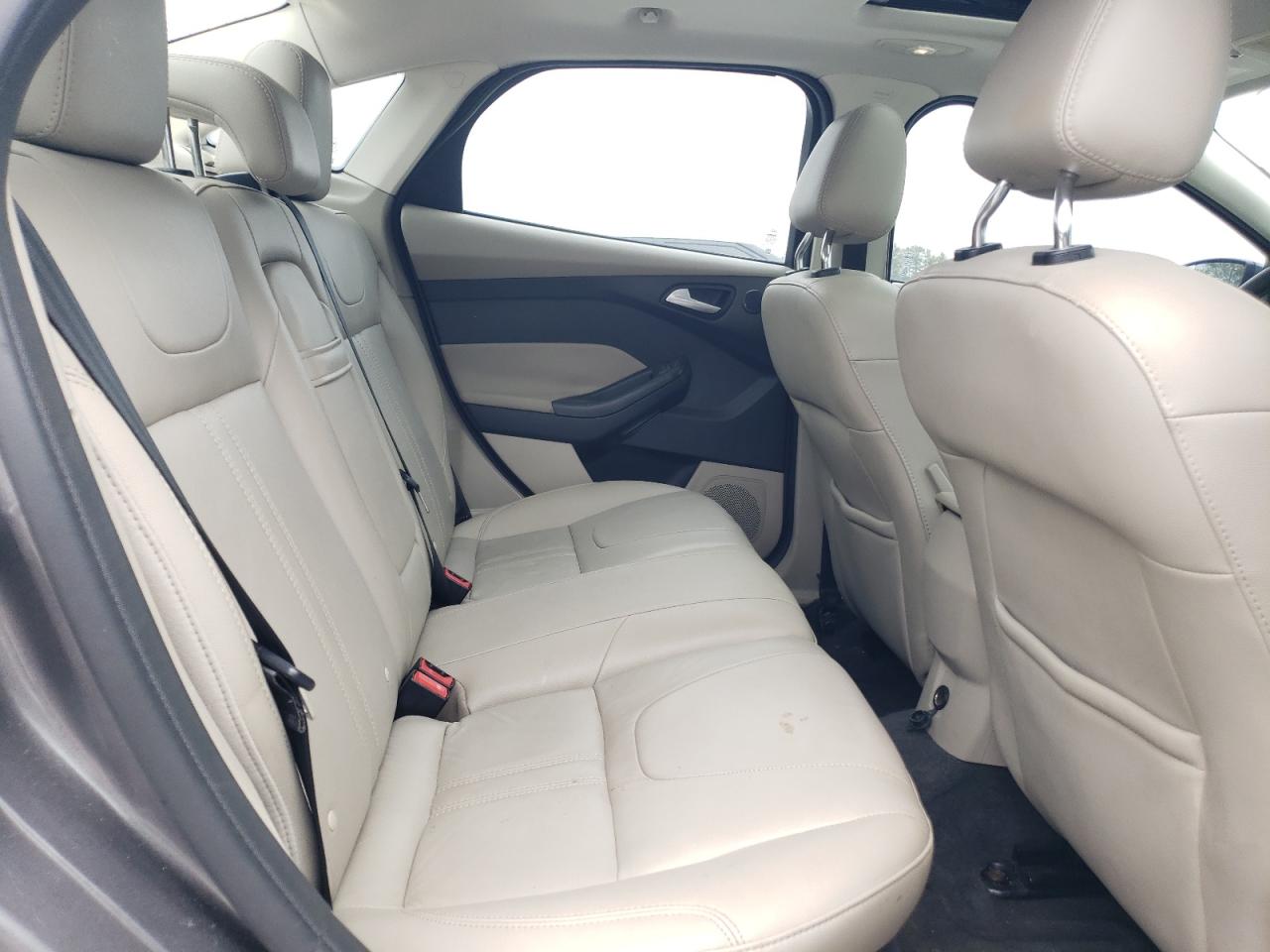 2012 Ford Focus VIN 1FAHP3H22CL193881 Copart auction photo, front end / minor dent/scratches damage thumbnail 10