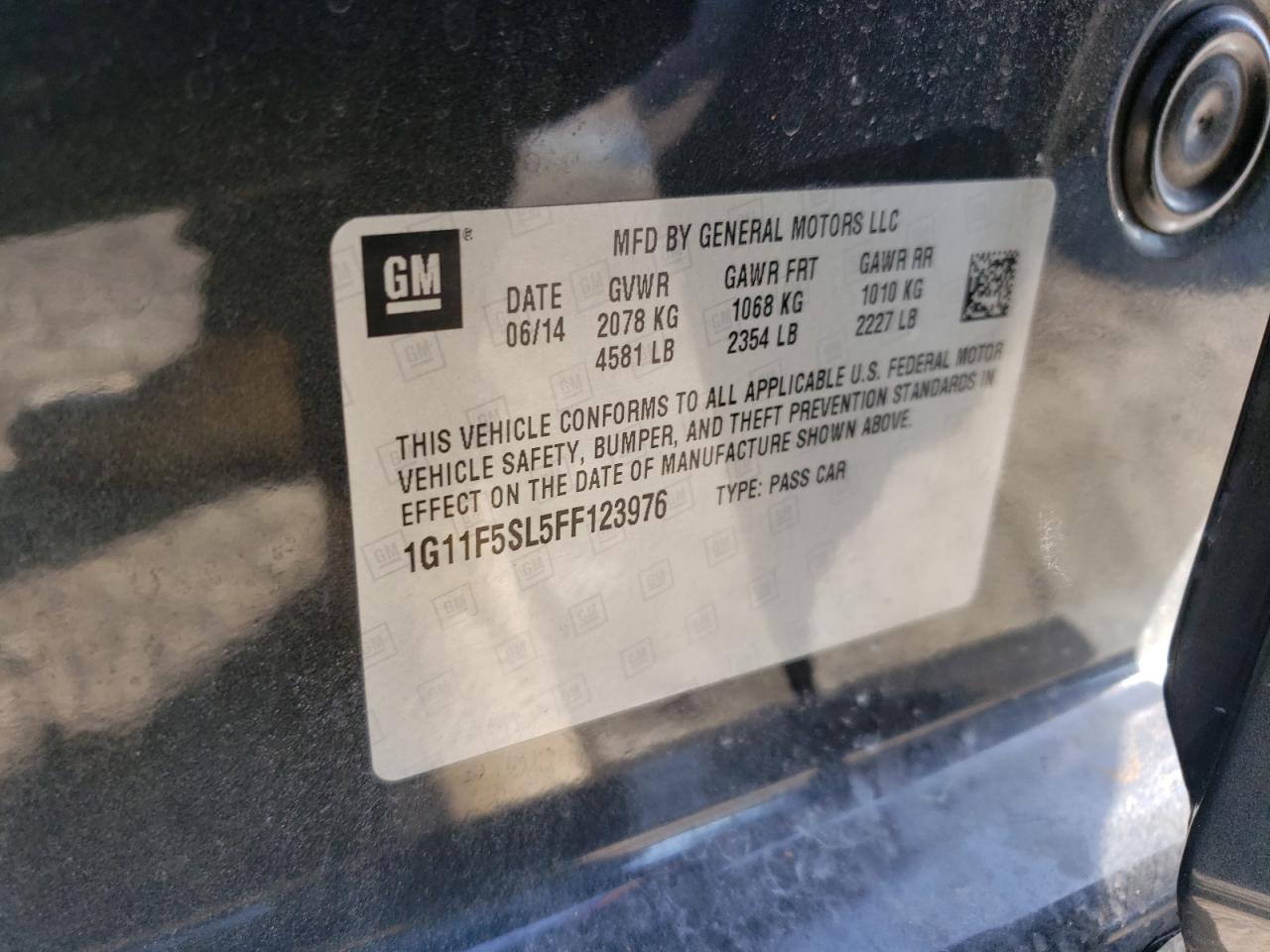 2015 Chevrolet Malibu VIN 1G11F5SL5FF123976 Copart auction photo, front end / minor dent/scratches damage thumbnail 14