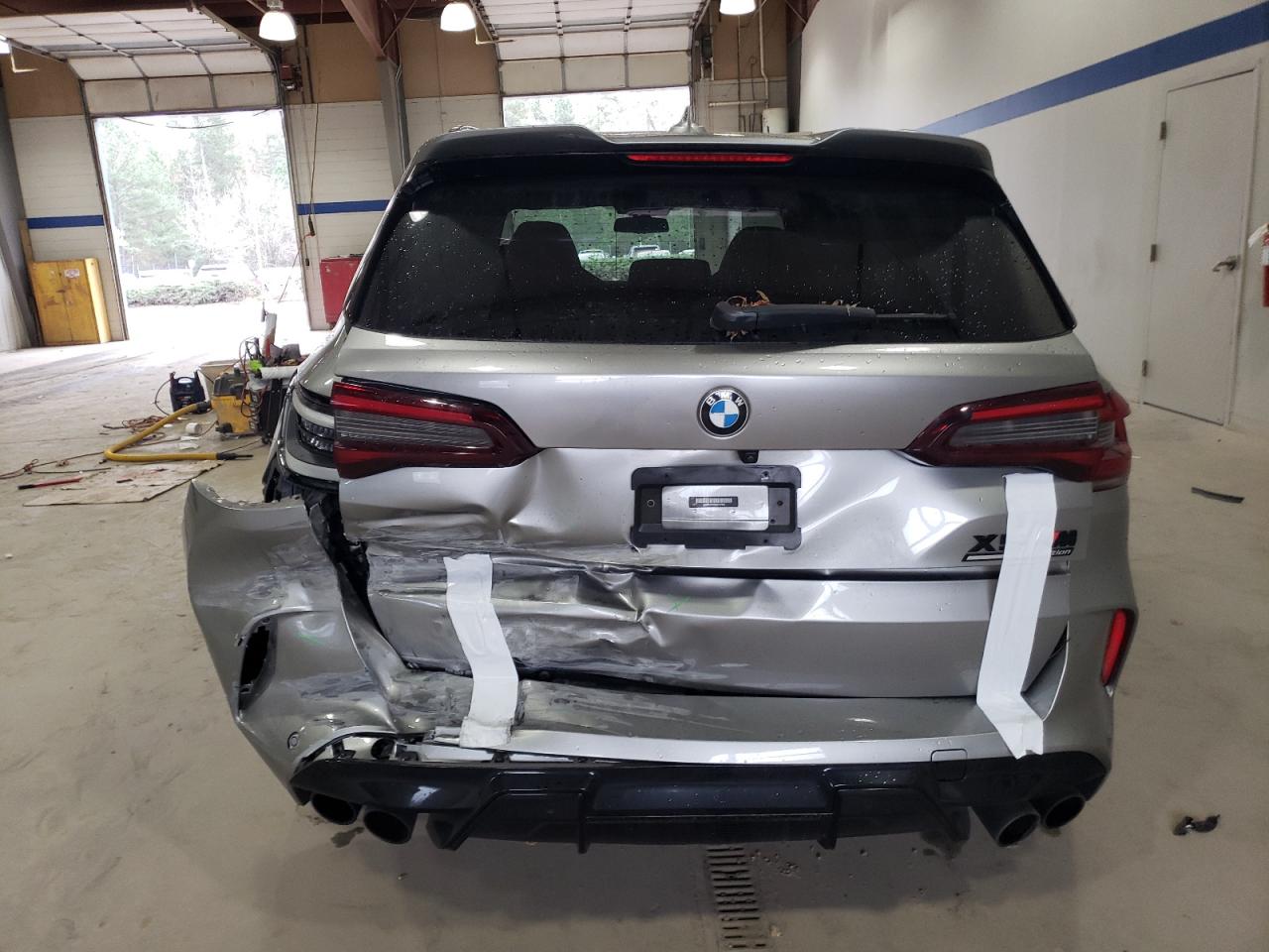 2021 BMW X5 VIN 5YMJU0C03M9G37982 Copart auction photo, rear end damage thumbnail 6