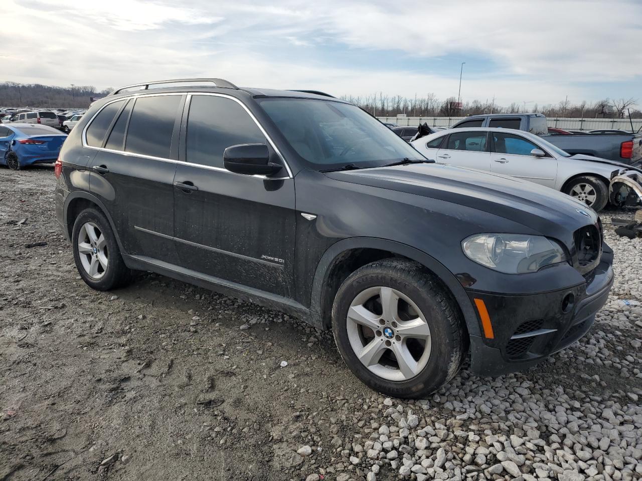 2011 BMW X5 VIN 5UXZV8C54BL417166 Copart auction photo, front end / mechanical damage thumbnail 4