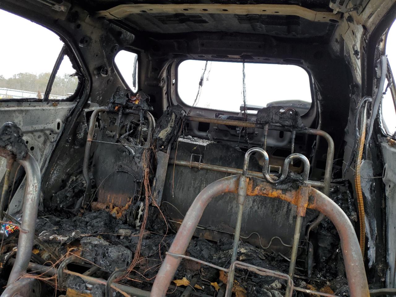2011 Chevrolet Equinox VIN 2CNFLEEC8B6478383 Copart auction photo, burn damage thumbnail 10