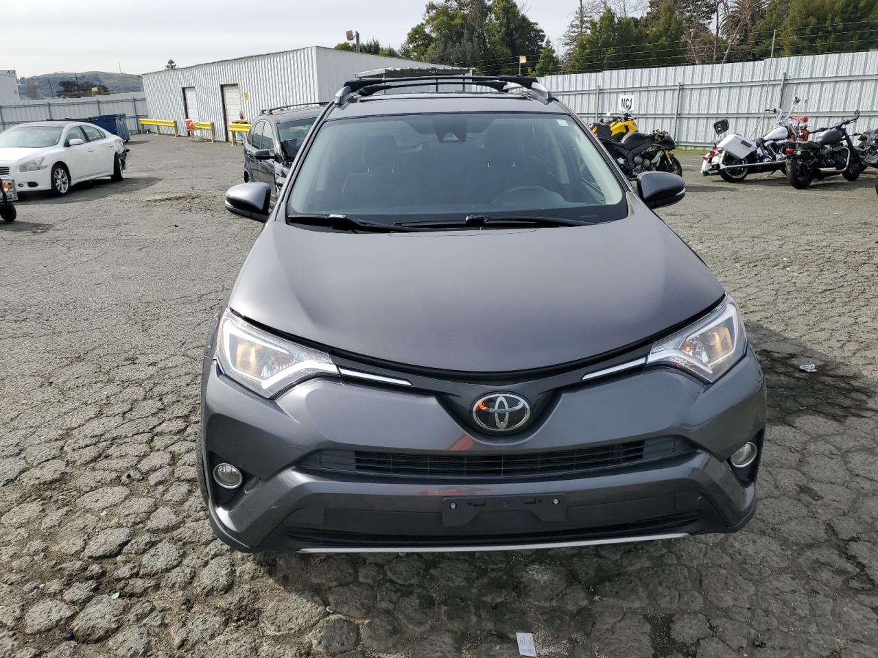 2018 Toyota RAV 4 VIN JTMWFREVXJJ152199 Copart auction photo, rear end damage thumbnail 5
