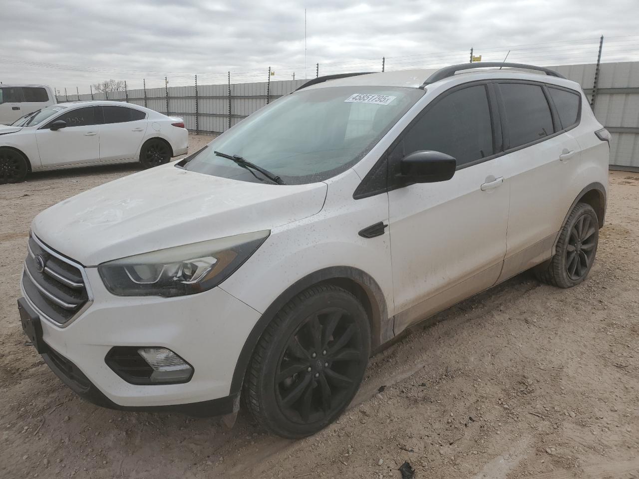 2017 Ford Escape VIN 1FMCU0G98HUA13634