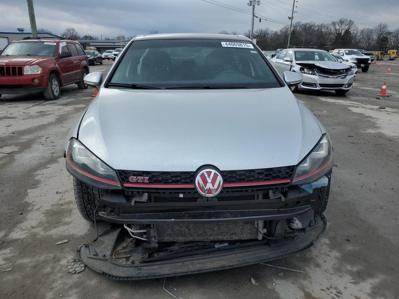 2017 Volkswagen GTI VIN 3VW547AU3HM032466 Copart auction photo, front end damage thumbnail 5