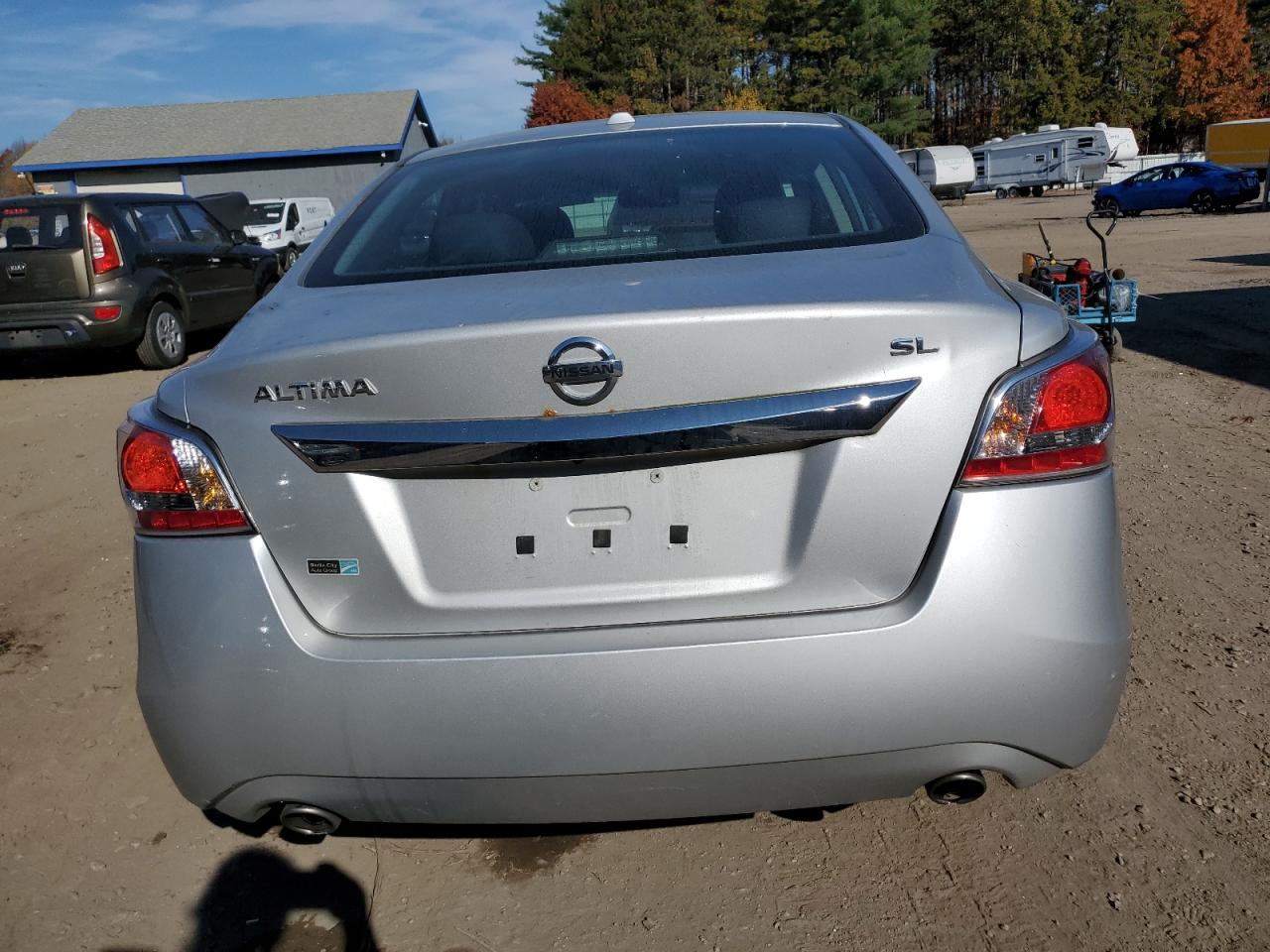 2015 Nissan Altima VIN 1N4AL3AP2FN351535 Copart auction photo, front end / minor dent/scratches damage thumbnail 6