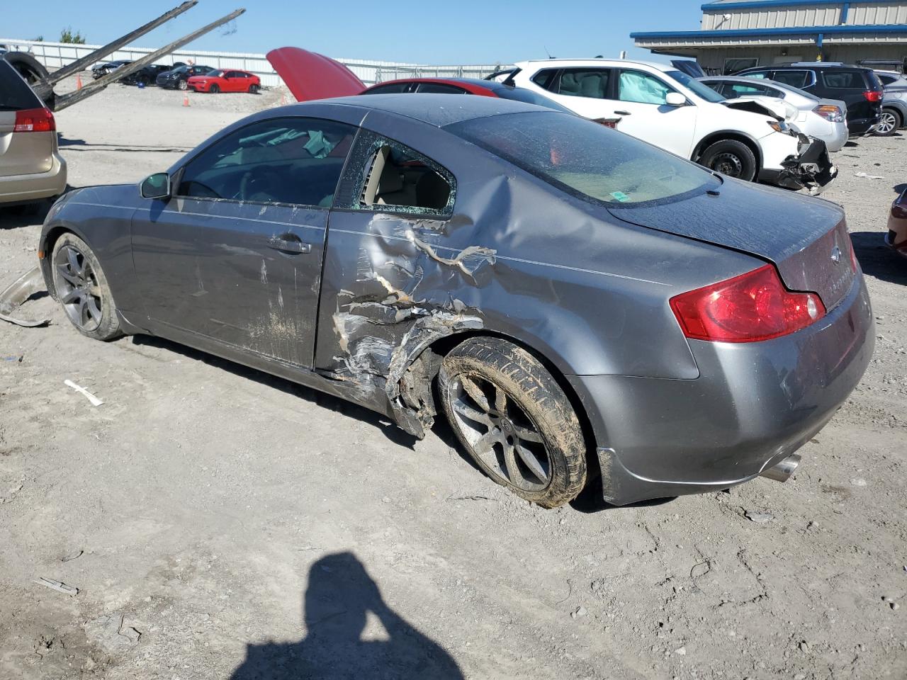 2004 Infiniti G VIN JNKCV54E14M824300 Copart auction photo, rear end / front end damage thumbnail 2