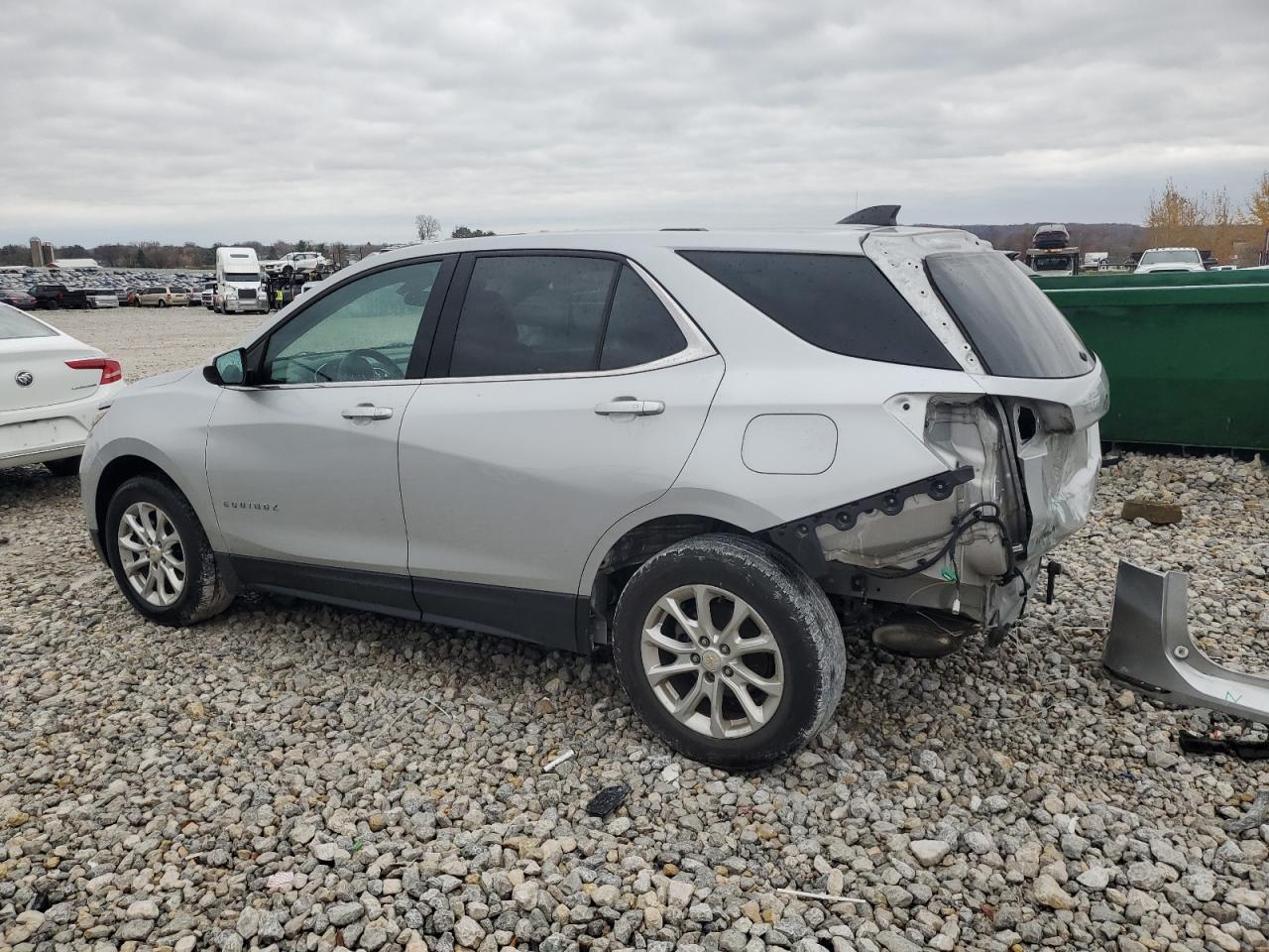 2018 Chevrolet Equinox VIN 2GNAXJEV0J6348696 Copart auction photo, rear end damage thumbnail 2