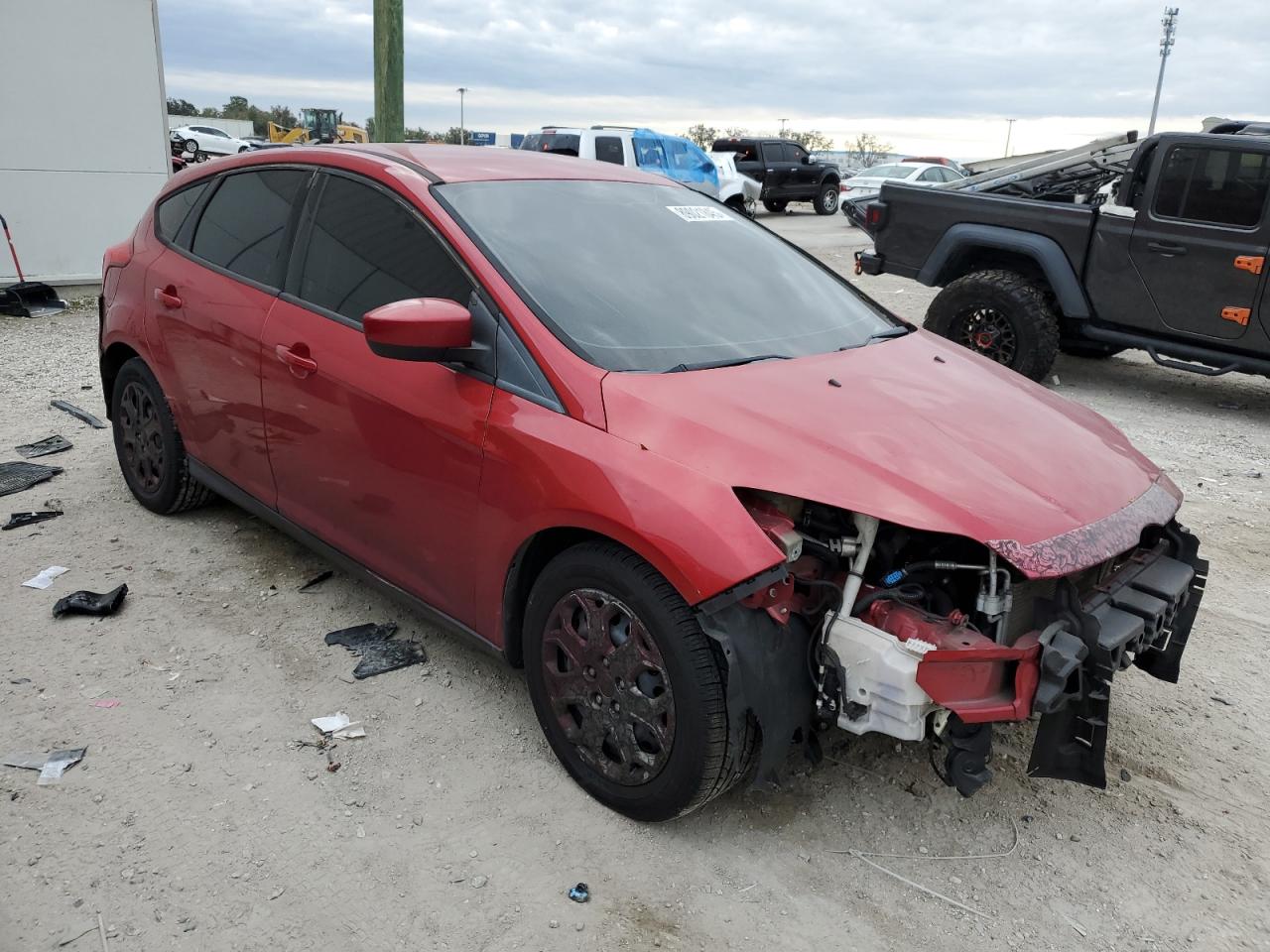2012 Ford Focus VIN 1FAHP3K28CL166645 Copart auction photo, front end damage thumbnail 4