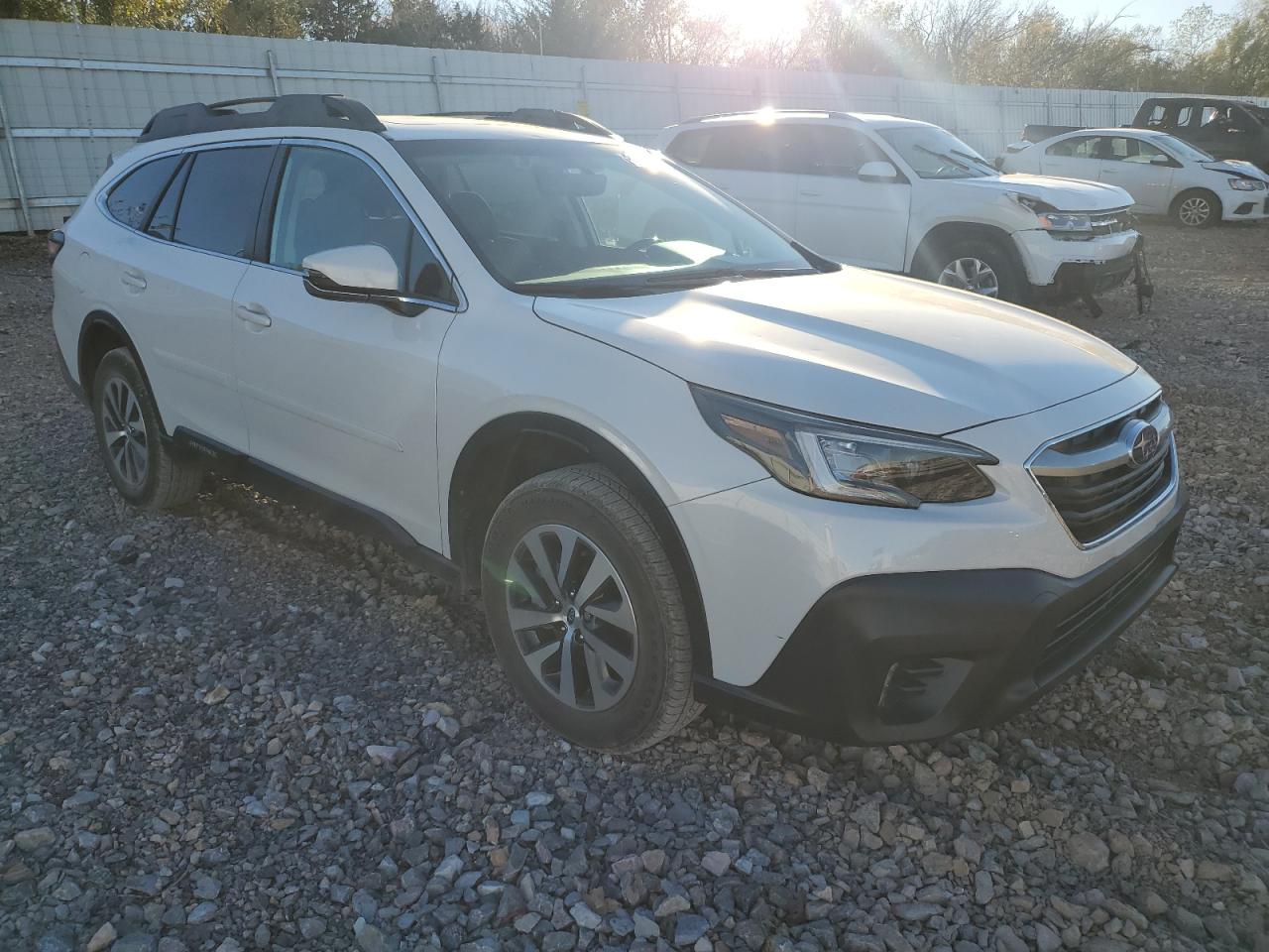 2020 Subaru Outback VIN 4S4BTAEC6L3205720 Copart auction photo, hail / minor dent/scratches damage thumbnail 4