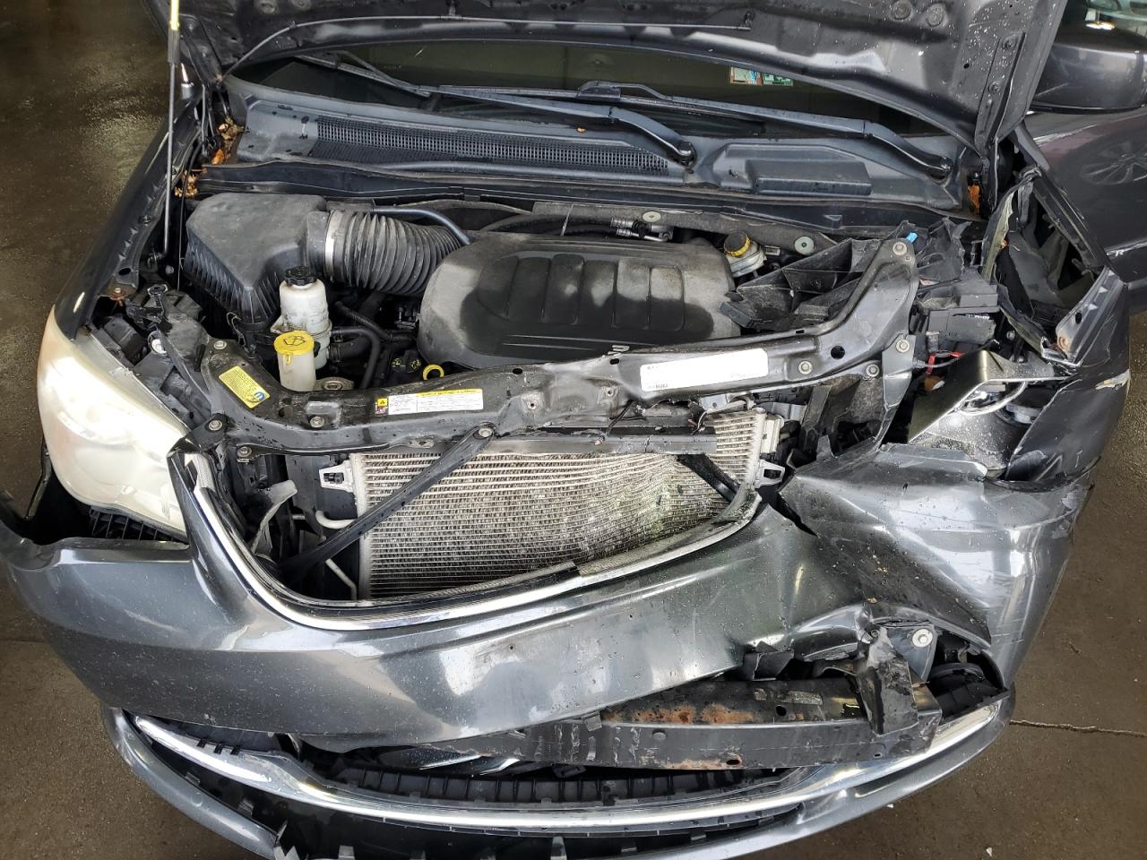 2012 Chrysler Town & Country VIN 2C4RC1BG1CR172577 Copart auction photo, front end damage thumbnail 12