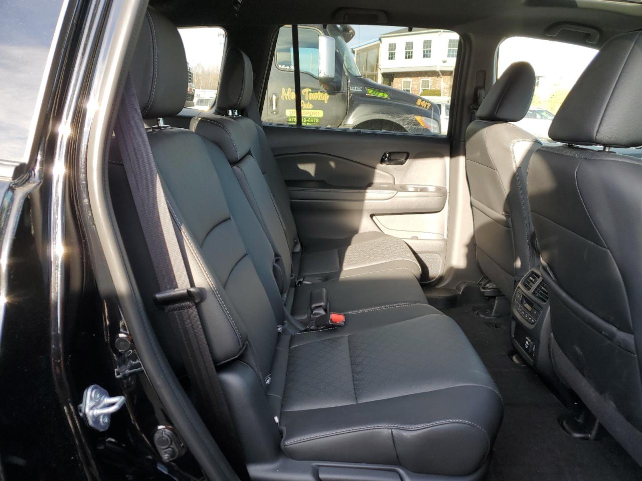2022 Honda Passport VIN 5FNYF8H02NB012275 Copart auction photo, undercarriage damage thumbnail 11