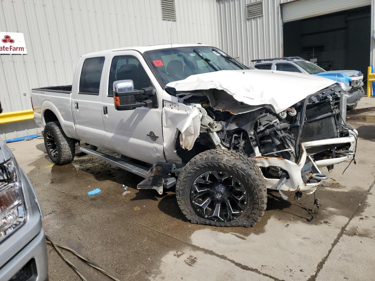2016 Ford F250 VIN 1FT7W2BT1GEA20612 Copart auction photo, front end damage thumbnail 4