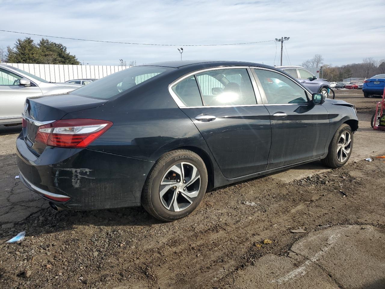 2016 Honda Accord VIN 1HGCR2F38GA083909 Copart auction photo, front end damage thumbnail 3