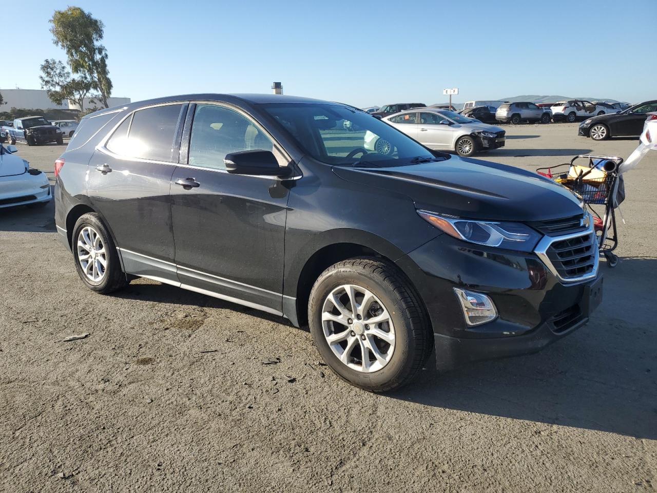 2018 Chevrolet Equinox VIN 2GNAXJEV8J6107694 Copart auction photo, side damage thumbnail 4