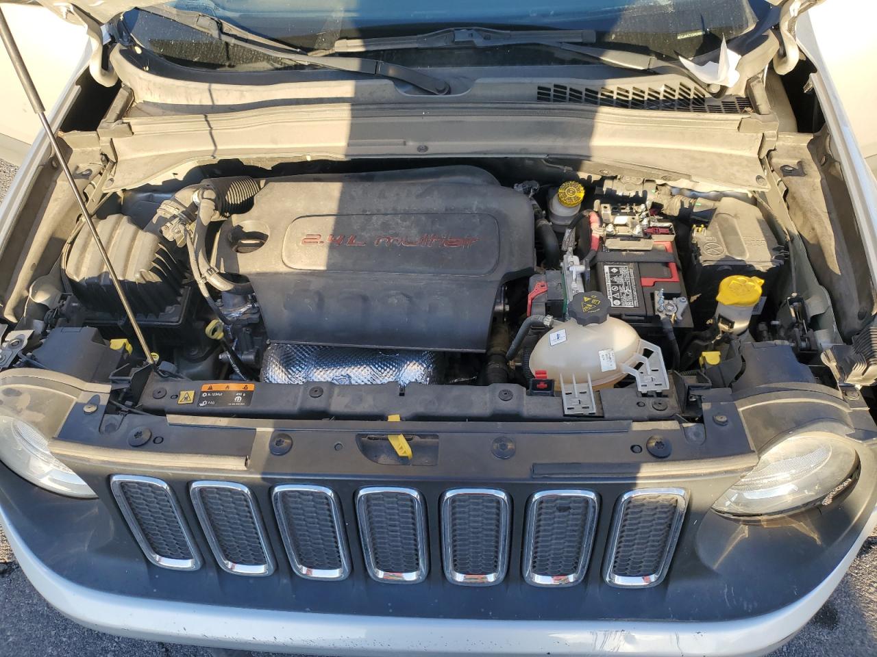 2016 Jeep Renegade VIN ZACCJAAT1GPD36639 Copart auction photo, front end damage thumbnail 12