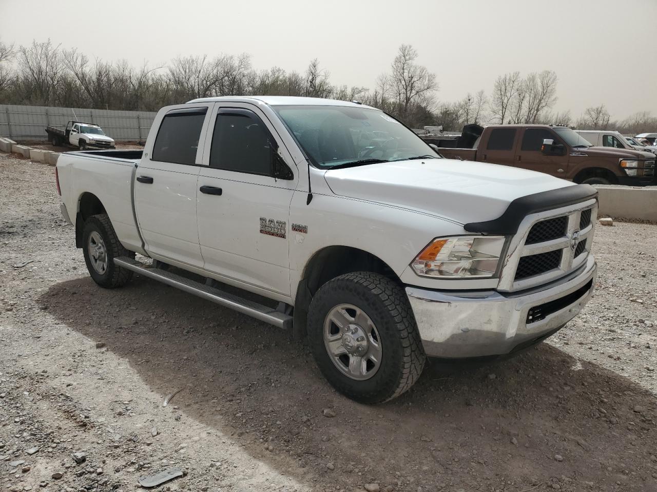 2015 RAM 2500 VIN 3C6TR5CT3FG505029 Copart auction photo, top/roof / minor dent/scratches damage thumbnail 4