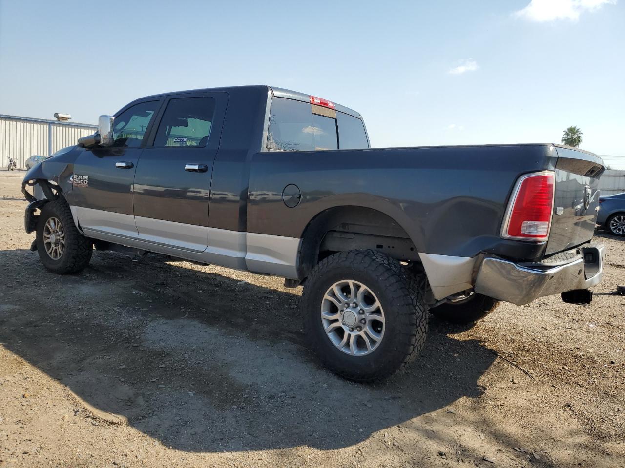 2015 RAM 2500 VIN 3C6UR5NLXFG656001 Copart auction photo, front end / rear end damage thumbnail 2