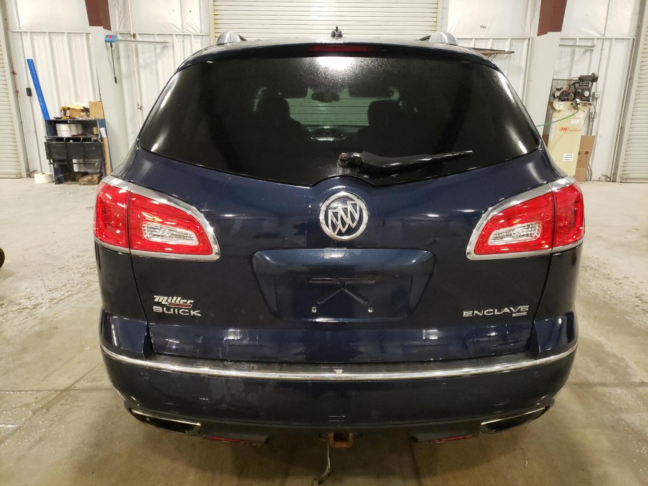 2015 Buick Enclave VIN 5GAKVBKD3FJ131885 Copart auction photo, side / front end damage thumbnail 6