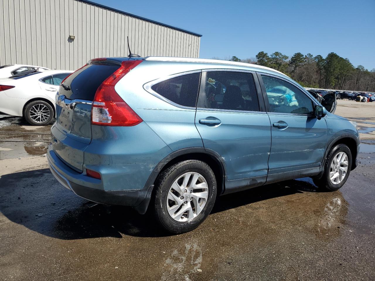 2015 Honda CR-V VIN 2HKRM3H76FH531861 Copart auction photo, front end / side damage thumbnail 3