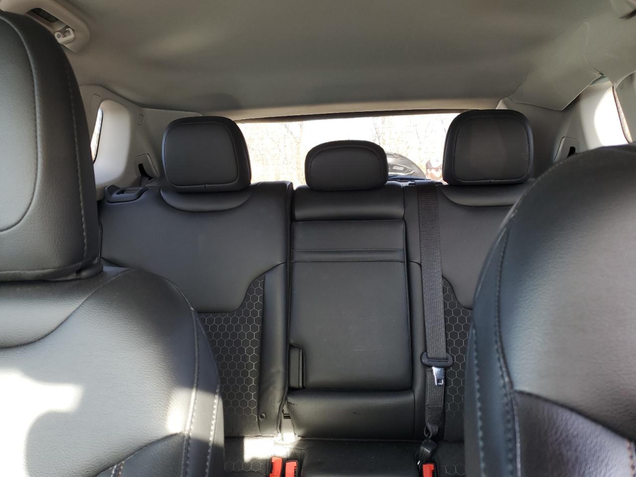 2019 Jeep Compass VIN 3C4NJDBB8KT724078 Copart auction photo, front end damage thumbnail 10