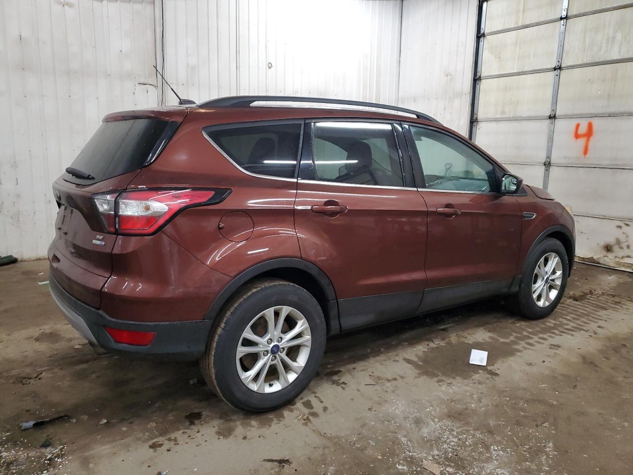 2018 Ford Escape VIN 1FMCU9GD6JUC11384 Copart auction photo, front end damage thumbnail 3